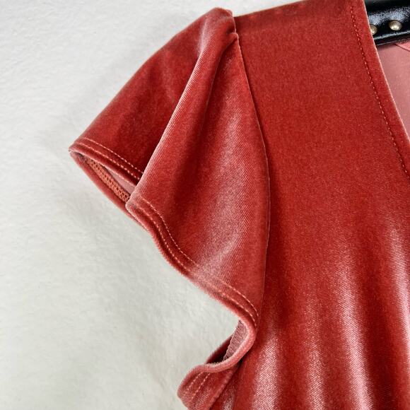Urban Outfitters Flutter Sleeve Velvet Mini Dress Small NWOT - Picture 3 of 8